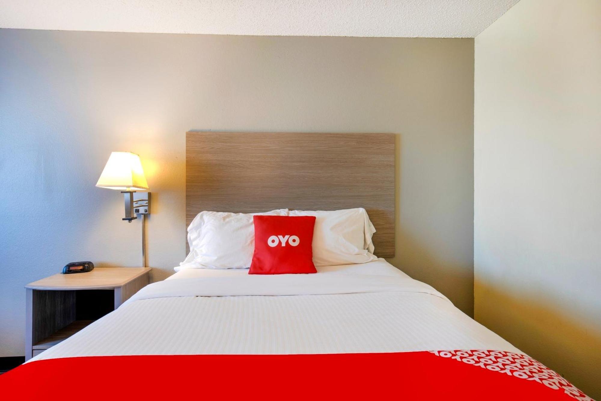 Oyo Hotel Castle Rock Co Downtown Экстерьер фото