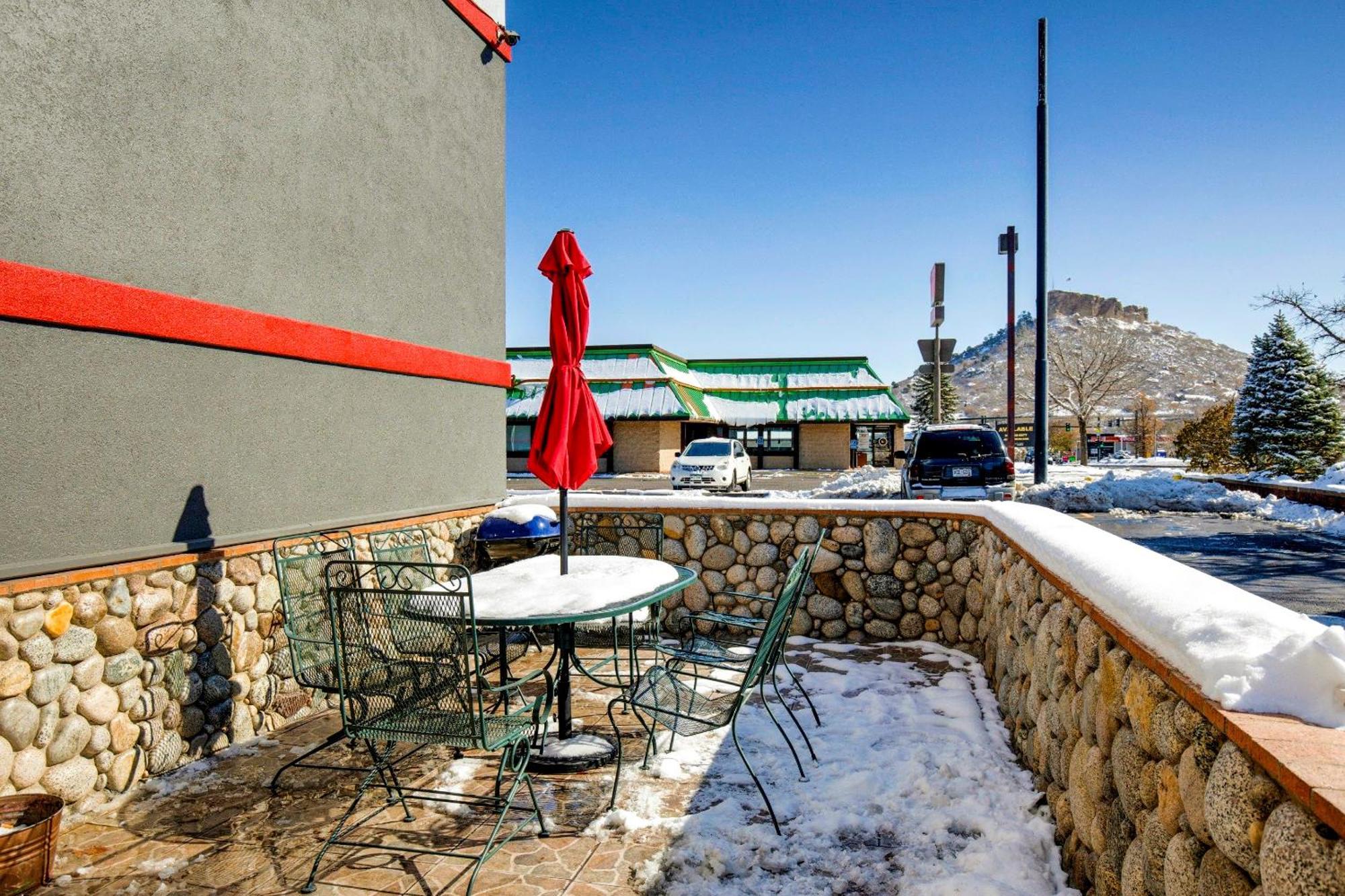 Oyo Hotel Castle Rock Co Downtown Экстерьер фото
